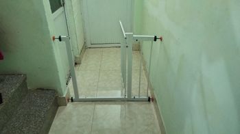 Tấm chắn cửa an toàn cho bé