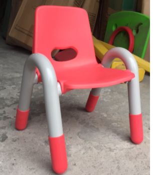 Ghế nhựa chân nhện